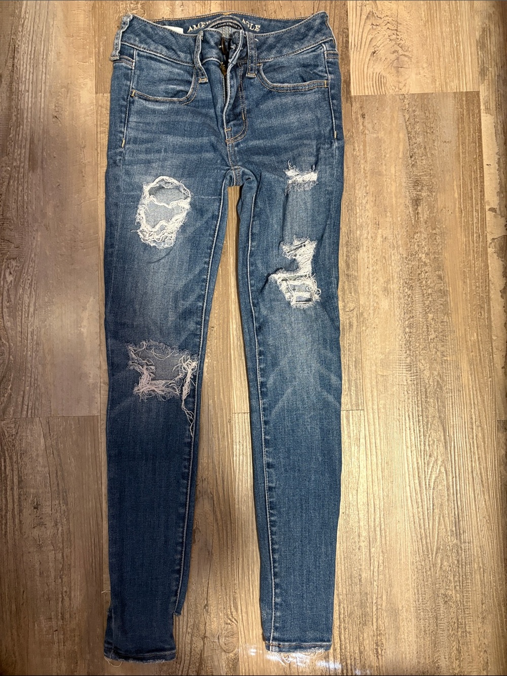 American Eagle Women’s Super Super Stretch X Jeans Distressed Patched Grunge- 0S